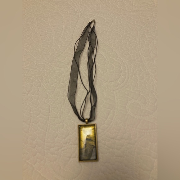 Elegant Black and Gold Rectangular Pendant & Sheer Ribbon Necklace - Picture 3 of 6